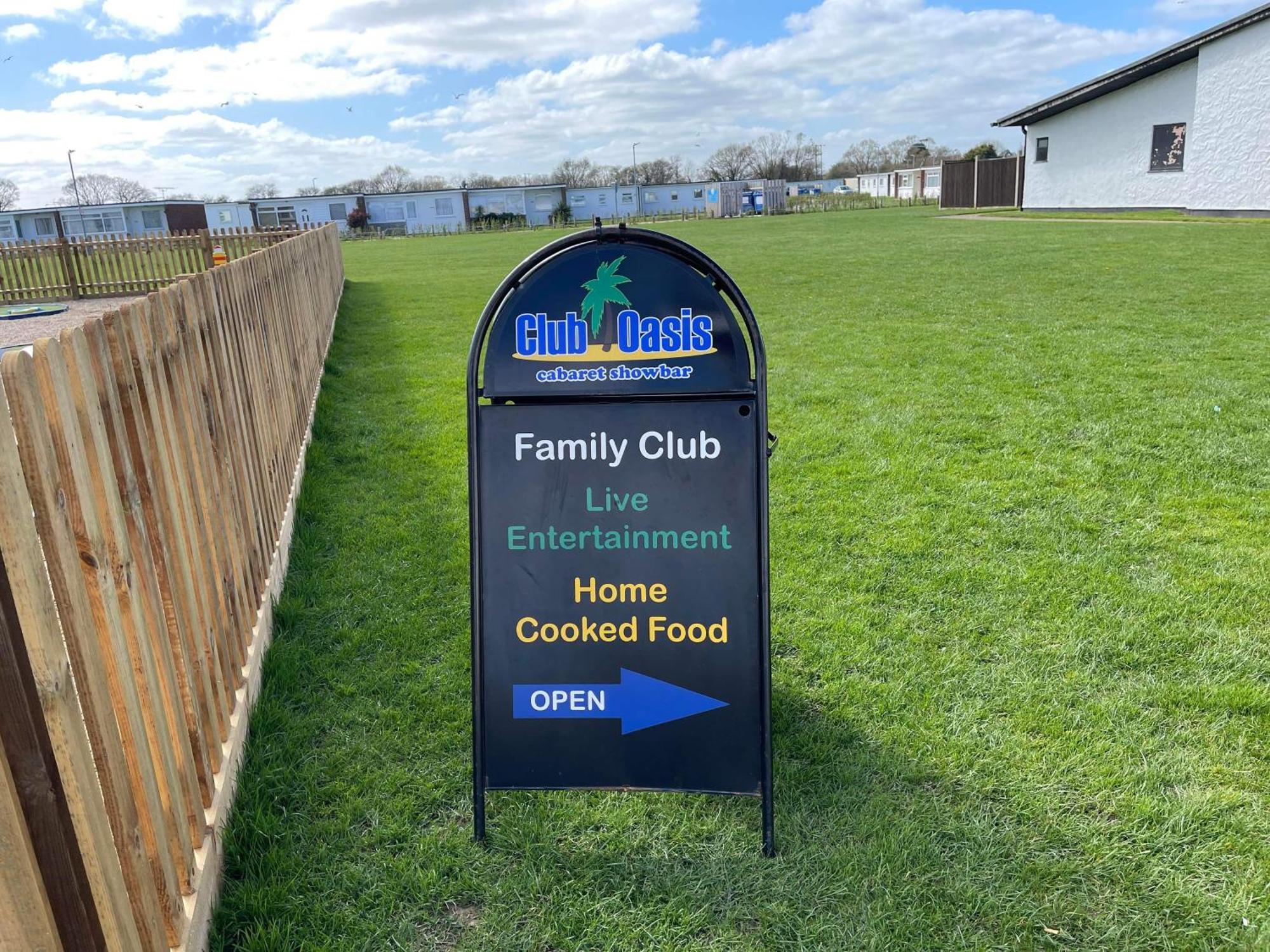 Chalet 115 Modern South Facing On Sunbeach In Near Great Yarmouth Scratby